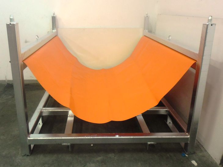 Extra breite Rollenpalette mit Tuchaufnahme in farblicher Variation