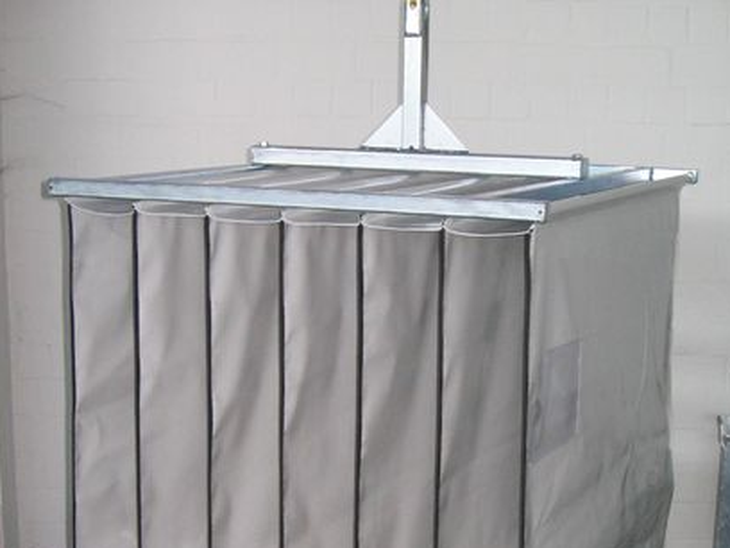 Detailansicht GLT-Gefache als textiles Hängegefache für automatisches Hängebahn-System