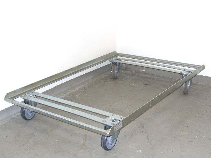 Winkelrollrahmen als Rollwagen zum manuellen Handling von Gitterbehältern